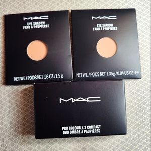 M.A.C. Eyeshadow Duo